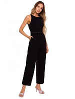 M679 Kombinéza bez rukávů s páskem a sponou - černá