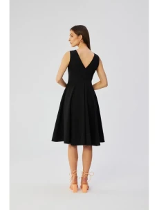 S358 Přiléhavé šaty bez rukávů - černé