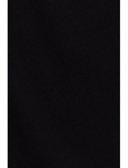 model 20515116 Zavinovací šaty z žebrovaného úpletu černé - Moe