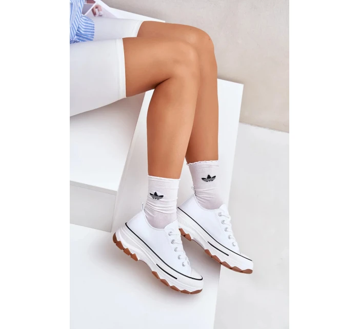 Dámské nízké trampky na platformě Aradwin – bílé Dámské nízké trampky na platformě Aradwin – bílé