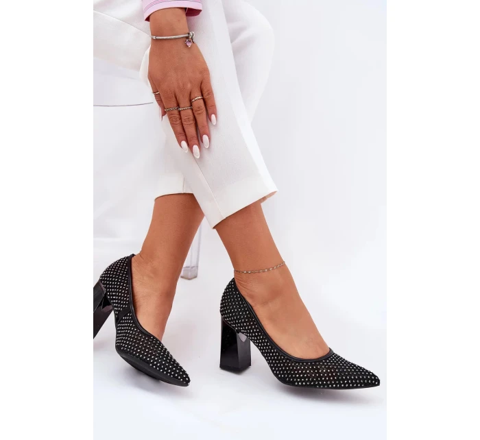 Dámské síťované lodičky na podpatku s ozdobou Vinceza – černé Dámské síťované lodičky na podpatku s ozdobou Vinceza – černé