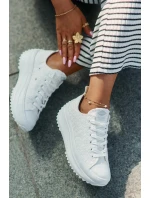 Dámské trampky s výšivkou na platformě Lee Cooper – bílé