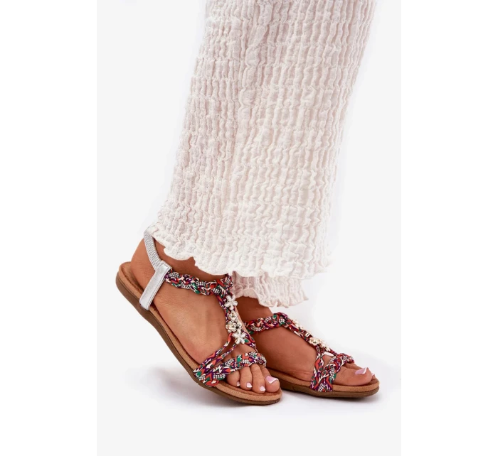 Dámské ploché sandály s pletenými pásky a ozdobnými připínkami Artiker – multikolor Dámské ploché sandály s pletenými pásky a ozdobnými připínkami Artiker – multikolor
