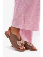 Dámské sandály s mašlí na nízkém podpatku S.Barski – tmavě béžové Dámské sandály s mašlí na nízkém podpatku S.Barski – tmavě béžové