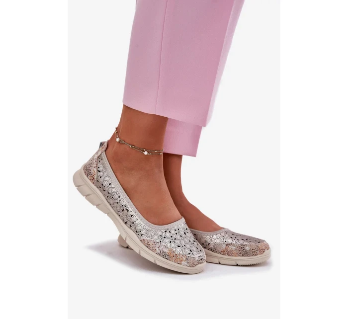 Dámské kožené perforované baleríny Leaneila – zlaté Dámské kožené perforované baleríny Leaneila – zlaté