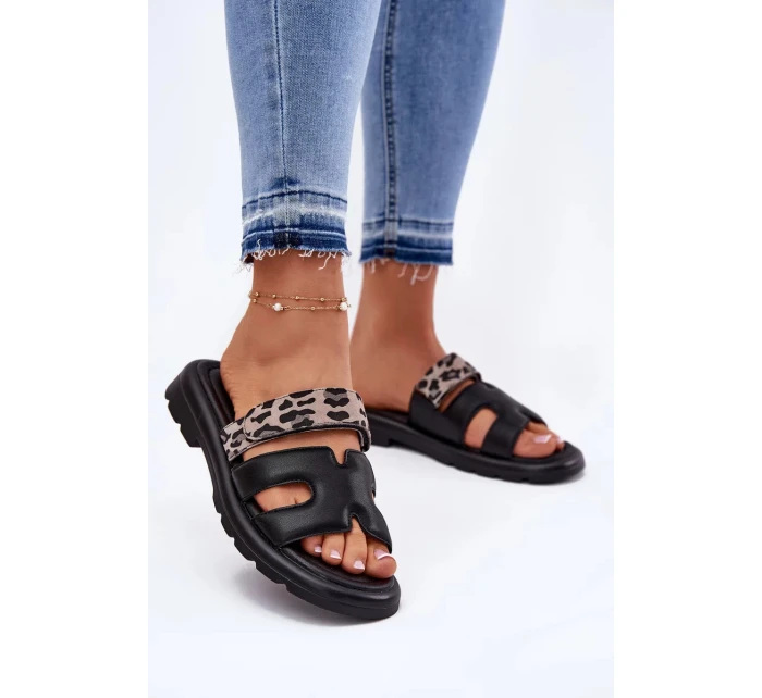 Dámské kožené pantofle s páskem na suchý zip s panterím vzorem Vinceza – černé Dámské kožené pantofle s páskem na suchý zip s panterím vzorem Vinceza – černé