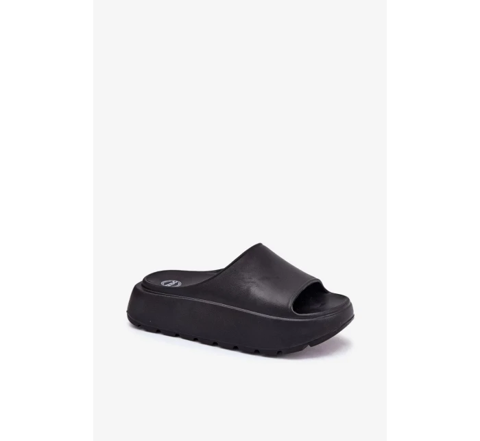 Dámské pěnové pantofle na platformě – černé Dámské pěnové pantofle na platformě – černé