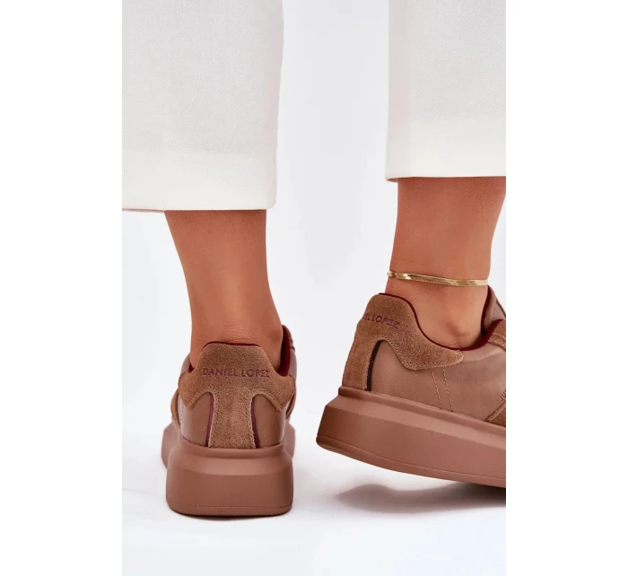 Dámské kožené sneakers na platformě Daniel Lopez Just Dare – hnědé Dámské kožené sneakers na platformě Daniel Lopez Just Dare – hnědé