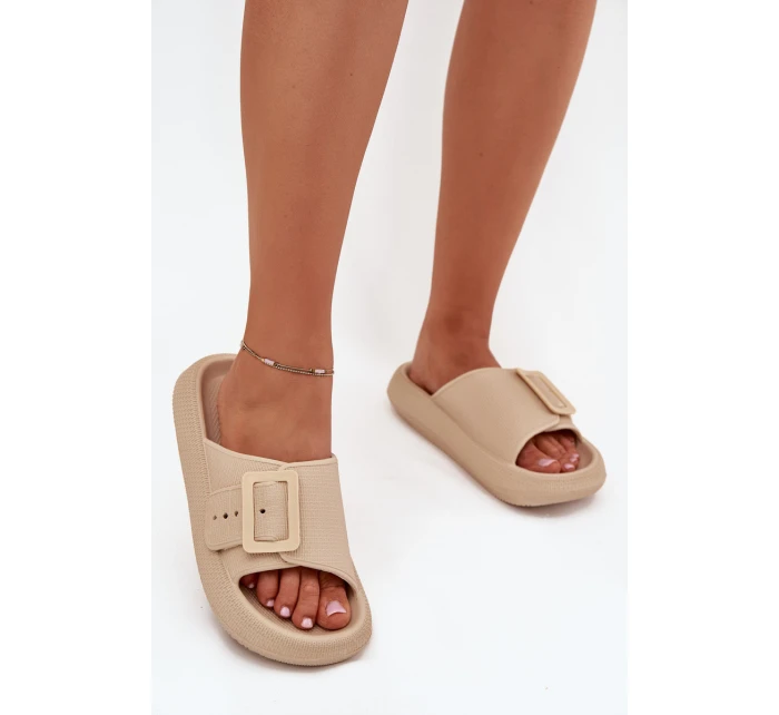 Dámské pěnové pantofle s přezkou Vinceza– béžové Dámské pěnové pantofle s přezkou Vinceza– béžové