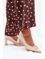 Dámské lodičky na širokém podpatku s ozdobnou sponou Seriva – béžové Dámské lodičky na širokém podpatku s ozdobnou sponou Seriva – béžové