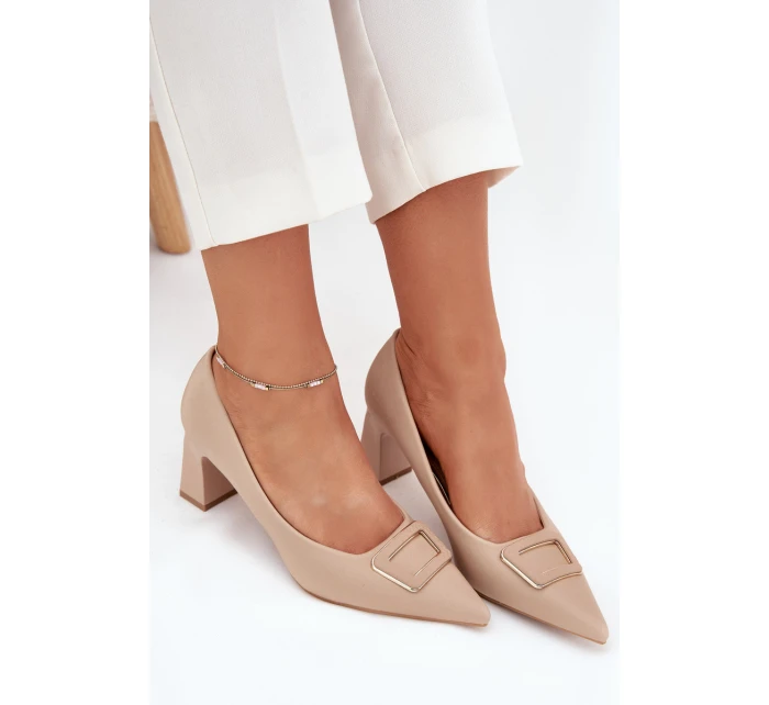 Dámské lodičky na širokém podpatku s ozdobnou sponou Seriva – nude Dámské lodičky na širokém podpatku s ozdobnou sponou Seriva – nude