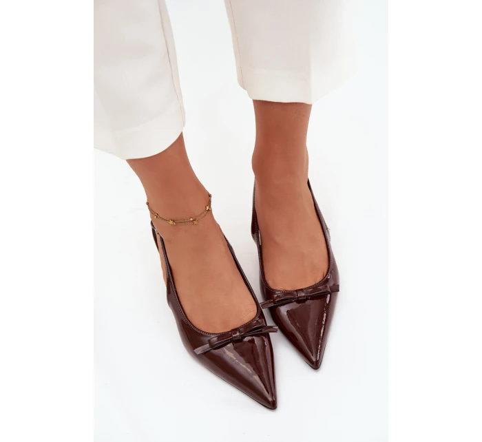 Dámské lakované lodičky na jehlovém podpatku s mašlí Olvena – čokoládové Dámské lakované lodičky na jehlovém podpatku s mašlí Olvena – čokoládové