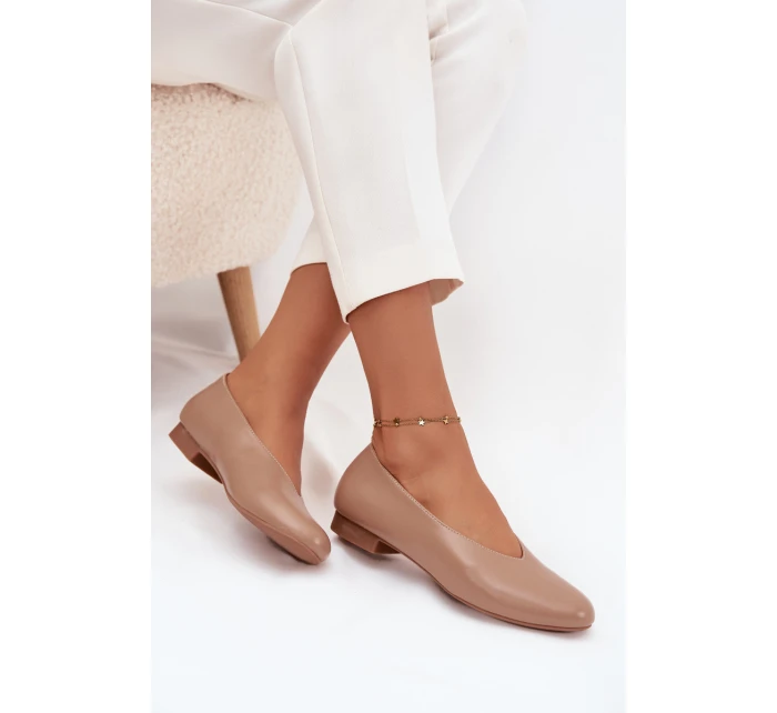 Dámské eko kožené baleríny na plochém podpatku Olyssia – béžové Dámské eko kožené baleríny na plochém podpatku Olyssia – béžové