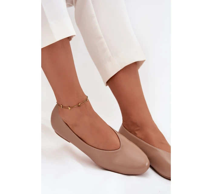 Dámské eko kožené baleríny na plochém podpatku Olyssia – béžové Dámské eko kožené baleríny na plochém podpatku Olyssia – béžové