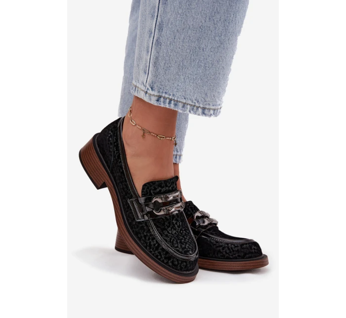 Semišové dámské mokasíny s ozdobou D&A – černé Semišové dámské mokasíny s ozdobou D&A – černé