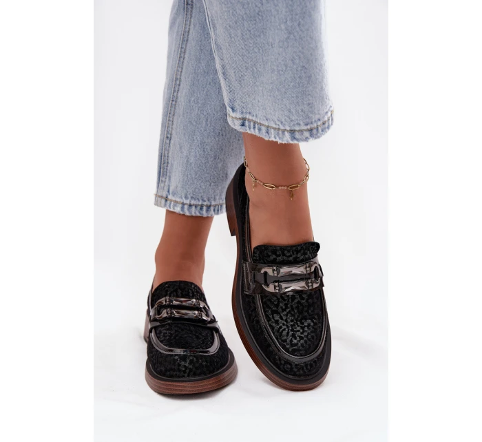 Semišové dámské mokasíny s ozdobou D&A – černé Semišové dámské mokasíny s ozdobou D&A – černé