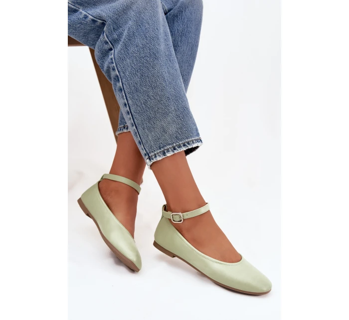 Dámské baleríny s páskem a přezkou Janelor – zelené Dámské baleríny s páskem a přezkou Janelor – zelené