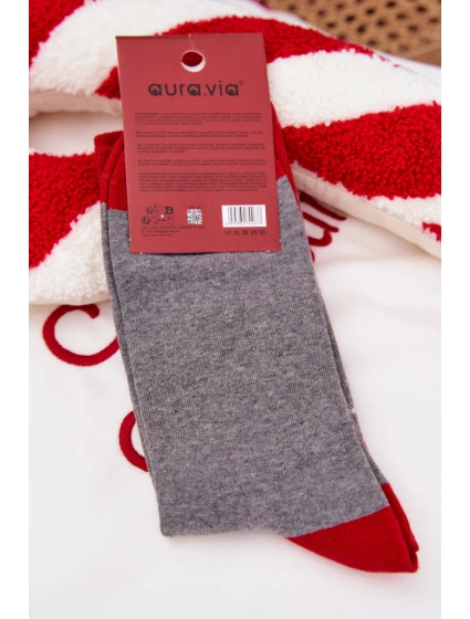 Pánské vánoční ponožky se Santou a nápisem – šedé Pánské vánoční ponožky se Santou a nápisem – šedé