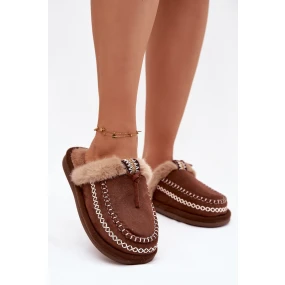 Dámské domácí pantofle s kožíškem a výšivkou – hnědé model 21796205 - Kesi