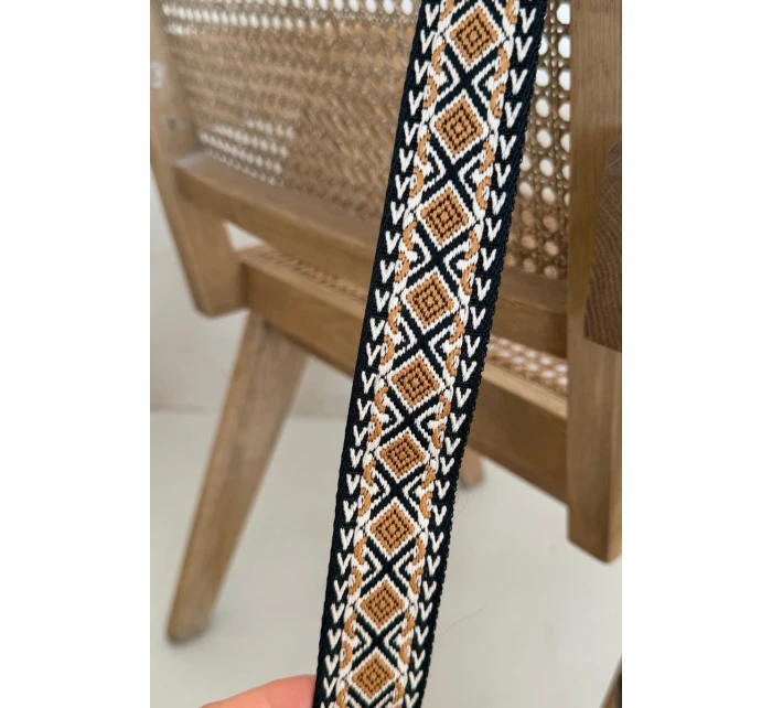 Malá kabelka s ozdobným páskem Big Star – černá Malá kabelka s ozdobným páskem Big Star – černá