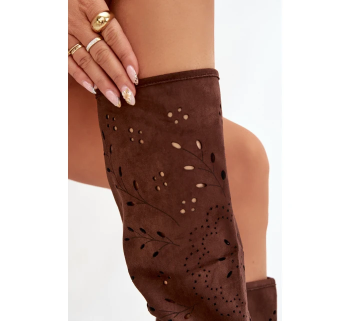 Dámské perforované kozačky na podpatku Helinna – čokoládová Dámské perforované kozačky na podpatku Helinna – čokoládová
