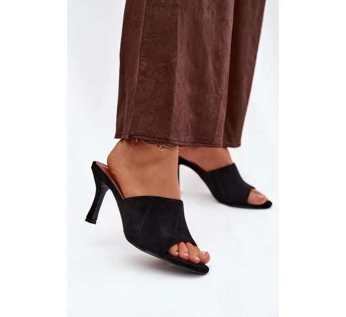 Dámské pantofle na jehlovém podpatku z eko semiše – černé model 21934522 - Kesi Dámské pantofle na jehlovém podpatku z eko semiše – černé model 21934522 - Kesi