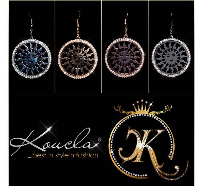 Trendy earrings with strass