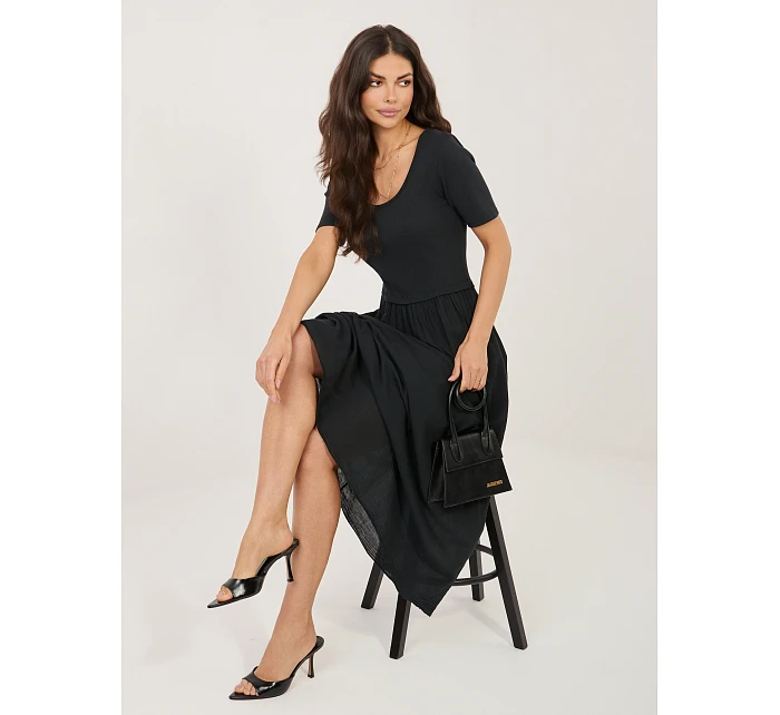 Sukienka MI SK model 22109732 czarny - FPrice