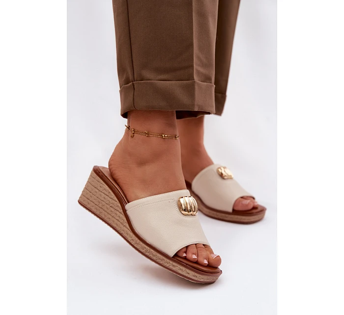 Dámské sandály na platformě s pleteniny Béžové model 22101415 - SERGIO LEONE Dámské sandály na platformě s pleteniny Béžové model 22101415 - SERGIO LEONE