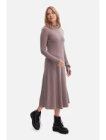 Žebrované midi šaty s asymetrickým pasem model 21379840 - BeWear Žebrované midi šaty s asymetrickým pasem model 21379840 - BeWear