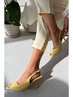Ženské sandály na podpatku žluté Sevina