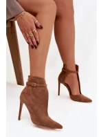 Dámské kotníkové boty na jehlovém podpatku z eko semiše Amalundi – tmavě béžové Dámské kotníkové boty na jehlovém podpatku z eko semiše Amalundi – tmavě béžové