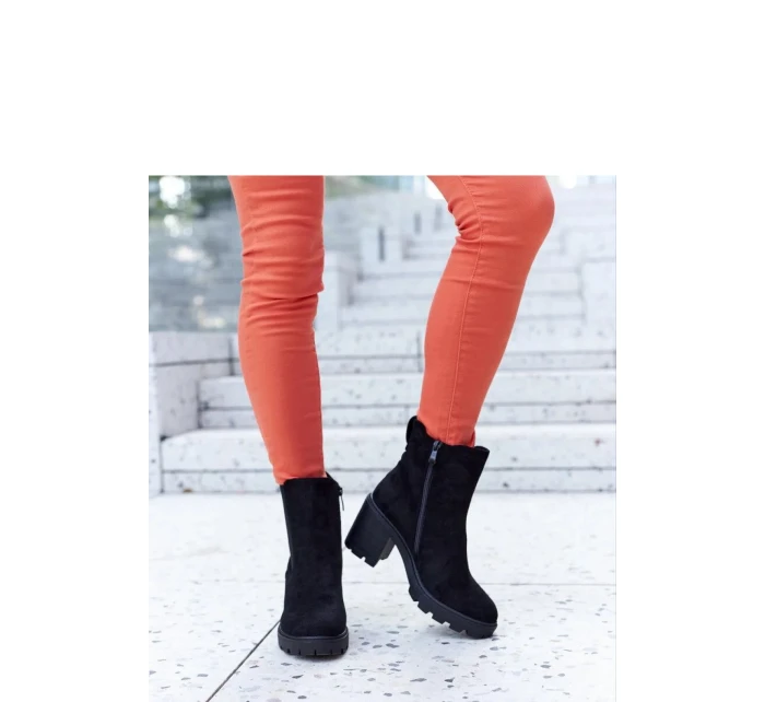 Boty na podpatku model 206546 Solea Boty na podpatku model 206546 Solea