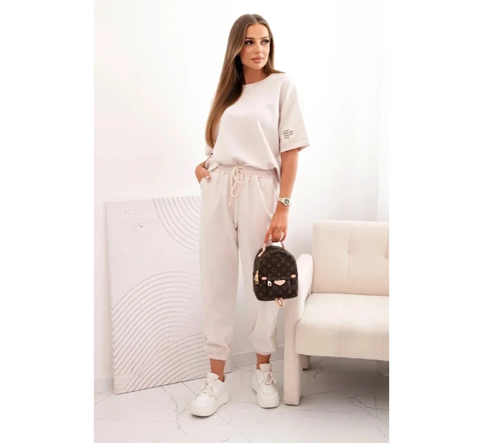 Dámský viskózový komplet s krátkým rukávem a nohavicemi béžový