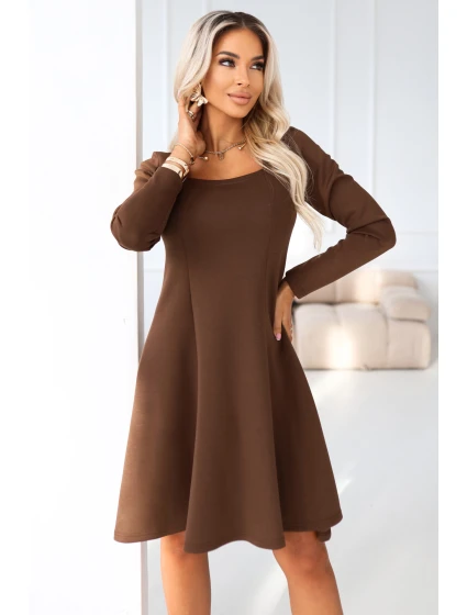 574-2 IVANA pohodlné trapézové šaty s výstřihem a dlouhými rukávy - čokoládové 574-2 IVANA pohodlné trapézové šaty s výstřihem a dlouhými rukávy - čokoládové