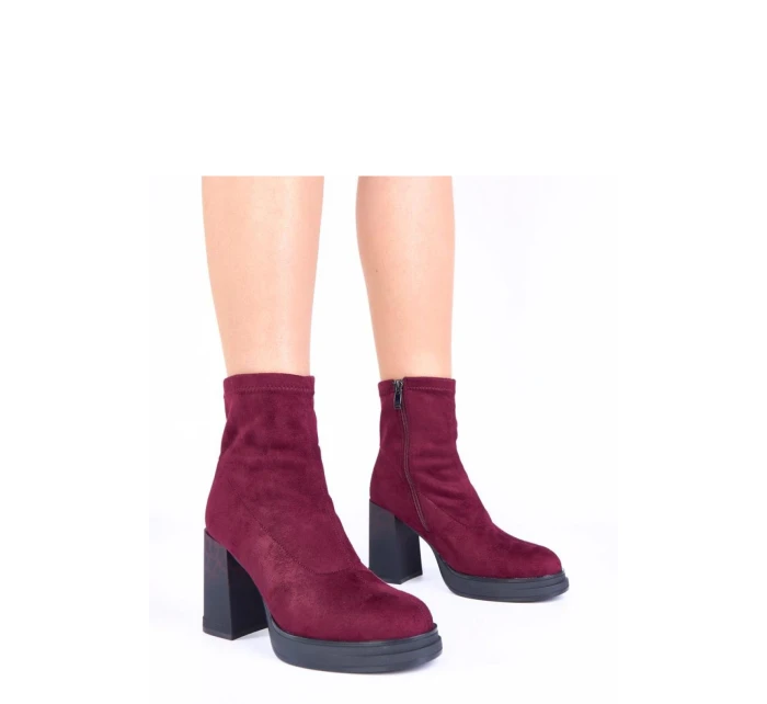 Boty na podpatku model 222035 Solea Boty na podpatku model 222035 Solea