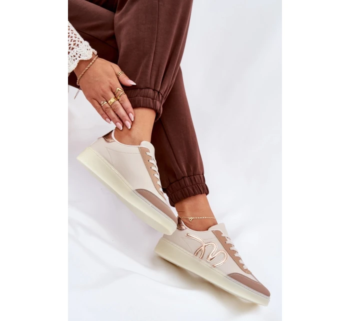 Nízké Dámské Sportovní Boty Z Eko Kůže Béžové Iladira Nízké Dámské Sportovní Boty Z Eko Kůže Béžové Iladira