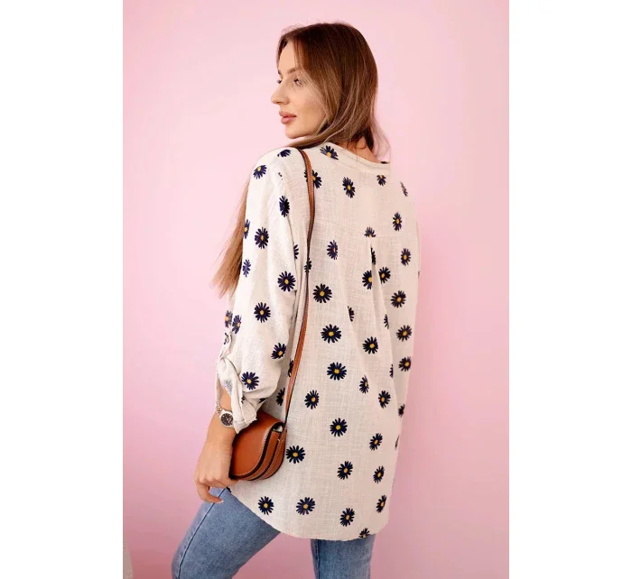 model 21911566 dámská halenka s květinovým vzorem, dlouhými rukávy a knoflíky Béžová - K-Fashion