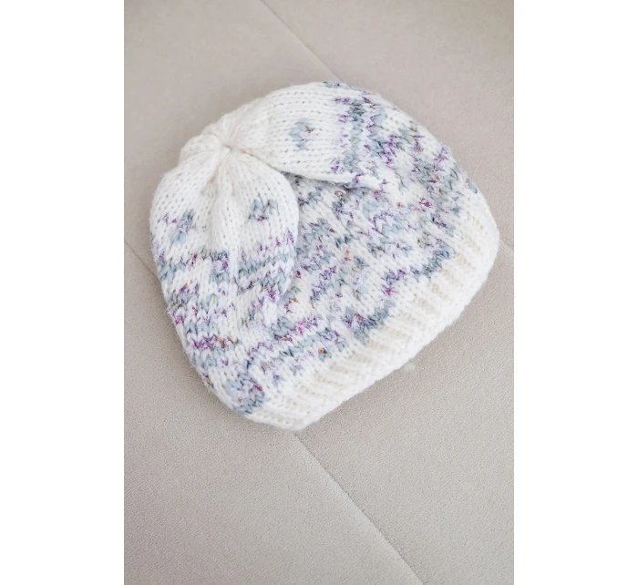 Dámská zimní vlněná čepice s ozdobnými krystalky K399 černá