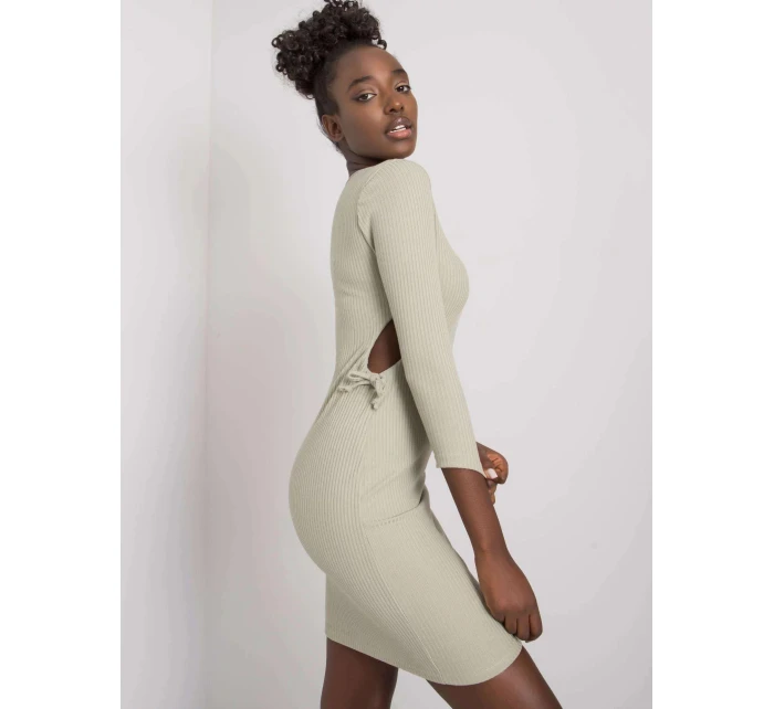 Dámské šaty LK SK model 19392225 pistáciové - Lakerta Dámské šaty LK SK model 19392225 pistáciové - Lakerta