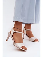 Sandály na podpatku  model 228107 Step in style
