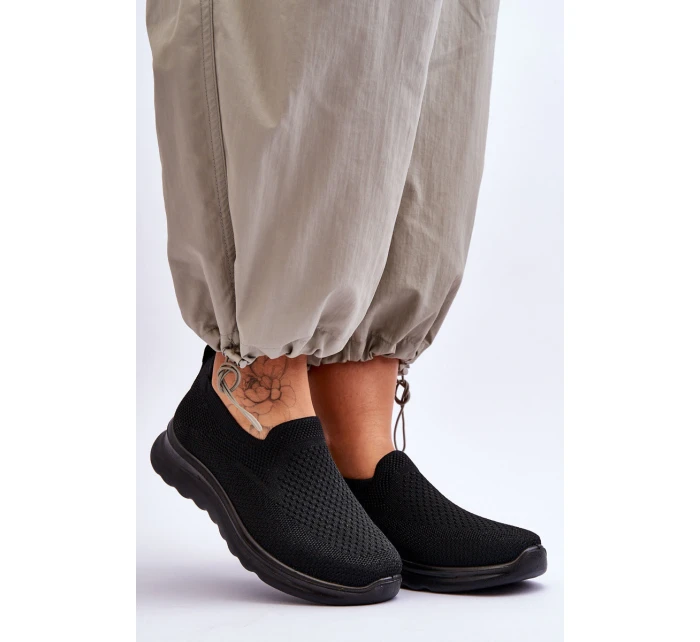 Dámské textilní nazouvací tenisky černé model 21618171 - EVENTO Dámské textilní nazouvací tenisky černé model 21618171 - EVENTO