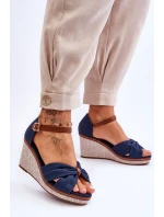 Dámské sandály na klínu námořnická modrá Daphne Dámské sandály na klínu námořnická modrá Daphne