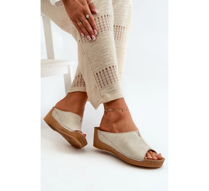 Pohodlné Dámské Sandály Na Klinu Inblu NG000002 Béžové