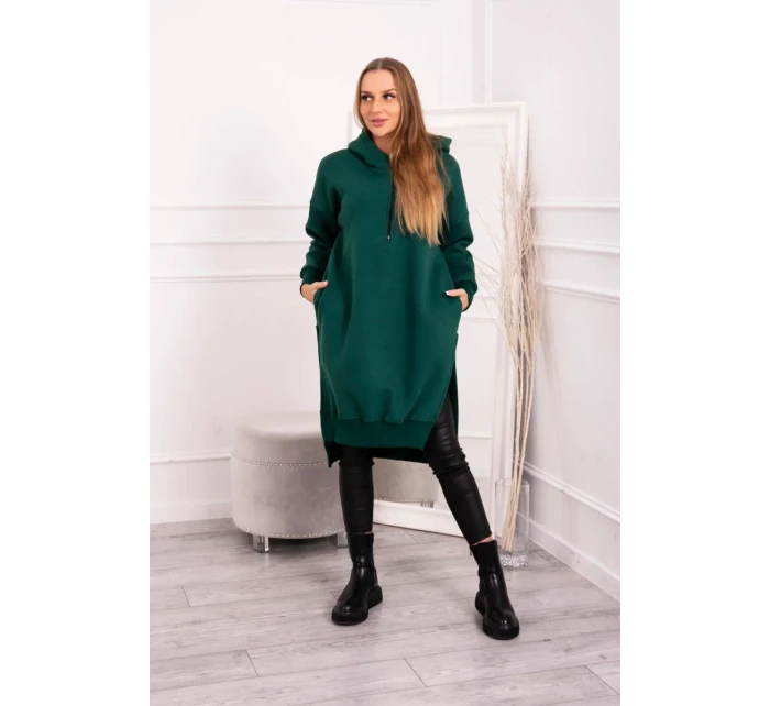 Zateplená mikina s bočními rozparky tmavě zelená Zateplená mikina s bočními rozparky tmavě zelená