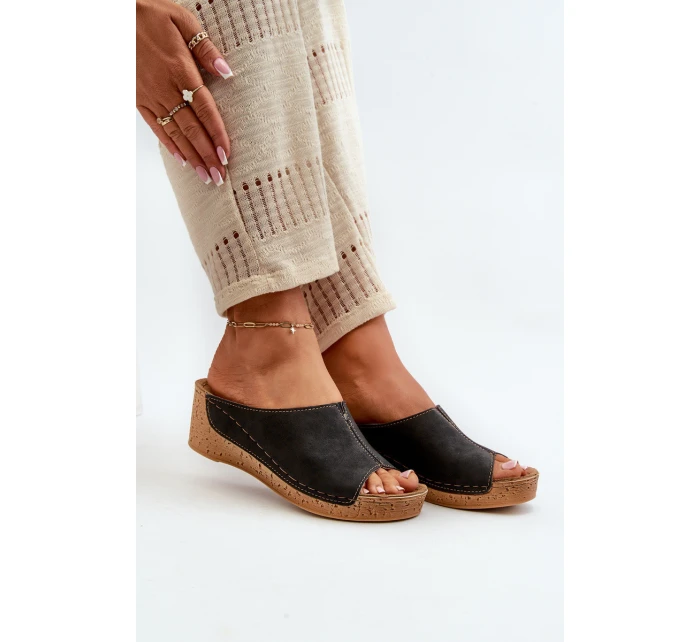 Pohodlné Dámské Sandály Na Klínku Inblu NG000002 Černé