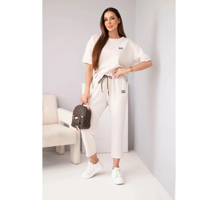 Dámský komplet viskózový máslový s krátkým rukávem a kalhotami s ohrnutým lemem béžový