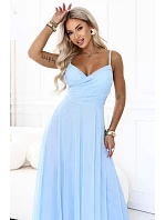 maxi šaty na ramínka s výstřihem do V – světle modré model 22266653 - numoco basic maxi šaty na ramínka s výstřihem do V – světle modré model 22266653 - numoco basic
