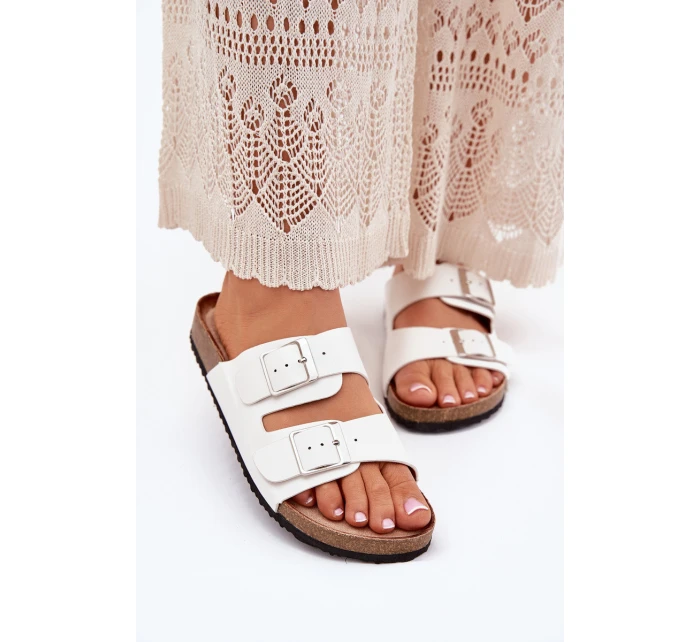 Dámské Pantofle Na Korkové Platformě S Přezkou Bílé model 21699941 - Boto