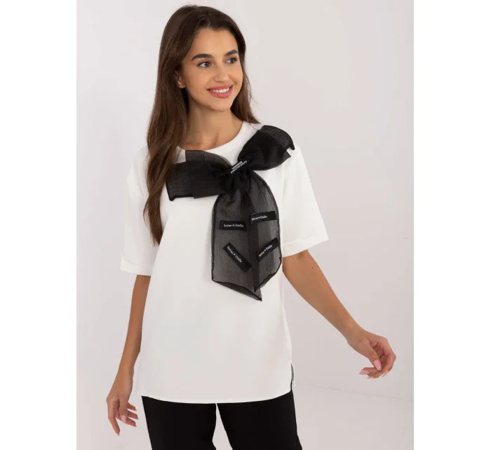 Bluzka LK BZ ecru model 20470283 - FPrice Bluzka LK BZ ecru model 20470283 - FPrice